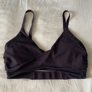 Lululemon dark purple cross front bra Sz 8
